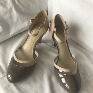 Naturalizer Beige Size 8